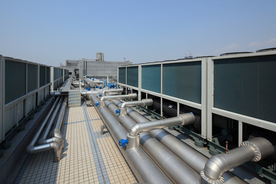 辦公樓中央空調清洗維保怎么做？寫字樓中央空調維保…